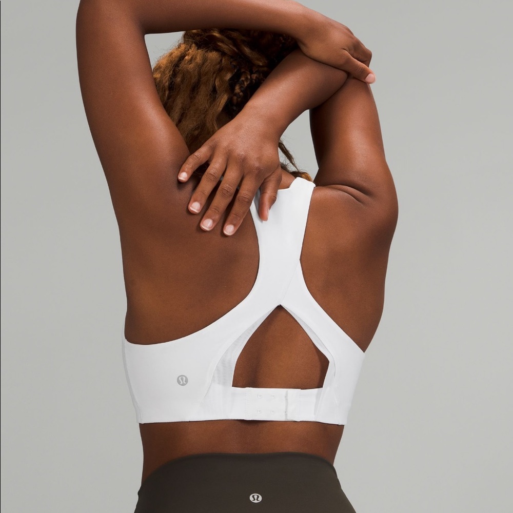 NWOT Lululemon Invigorate Bra